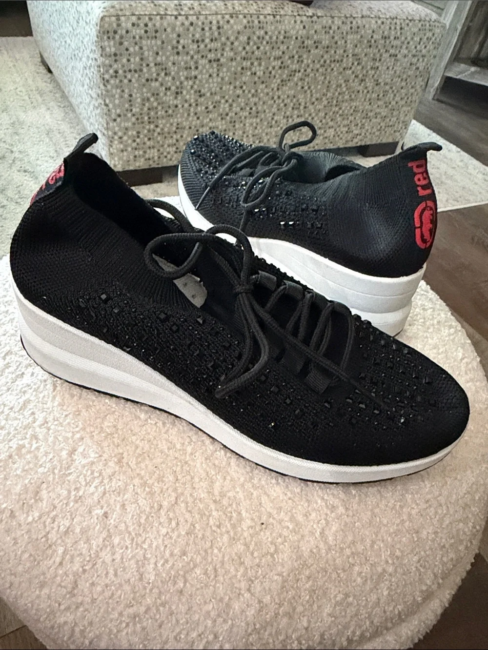 Women’s  Black Knit Lace-Up Athletic Slip-On Sneakers ecko red